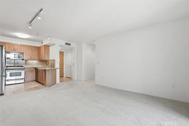 267 S San Pedro 315