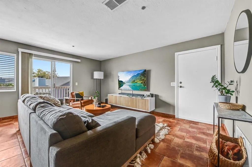Photo of 119 Mangano Circle, Encinitas, CA 92024 (MLS # NDP2508034)