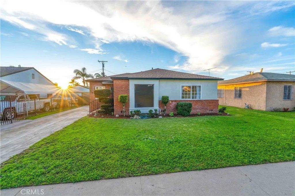 Photo of 8109 Antwerp Street, Los Angeles, CA 90001 (MLS # DW26014107)