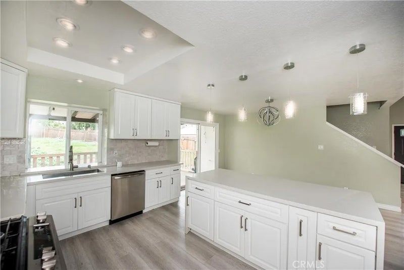 17631 Cottrell