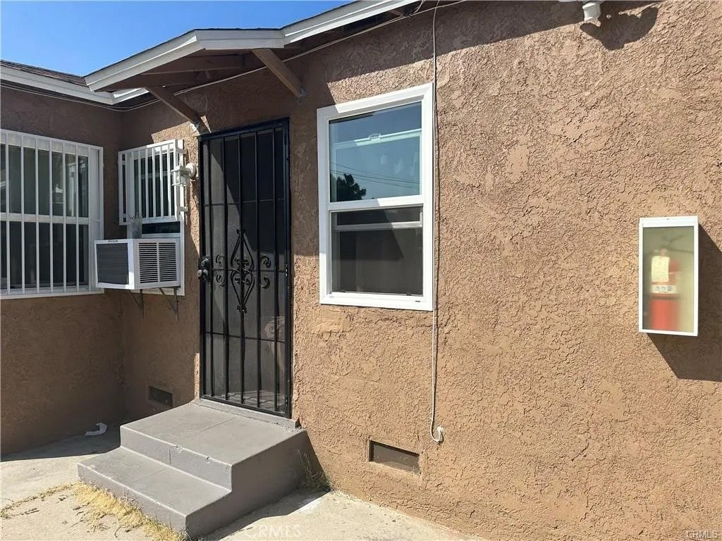 Photo of 8803 hoover St, Los Angeles, CA 90044 (MLS # OC26159946)
