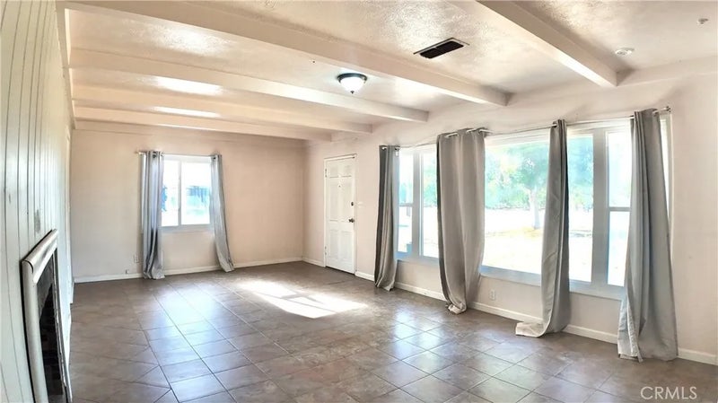 17209 E Floral