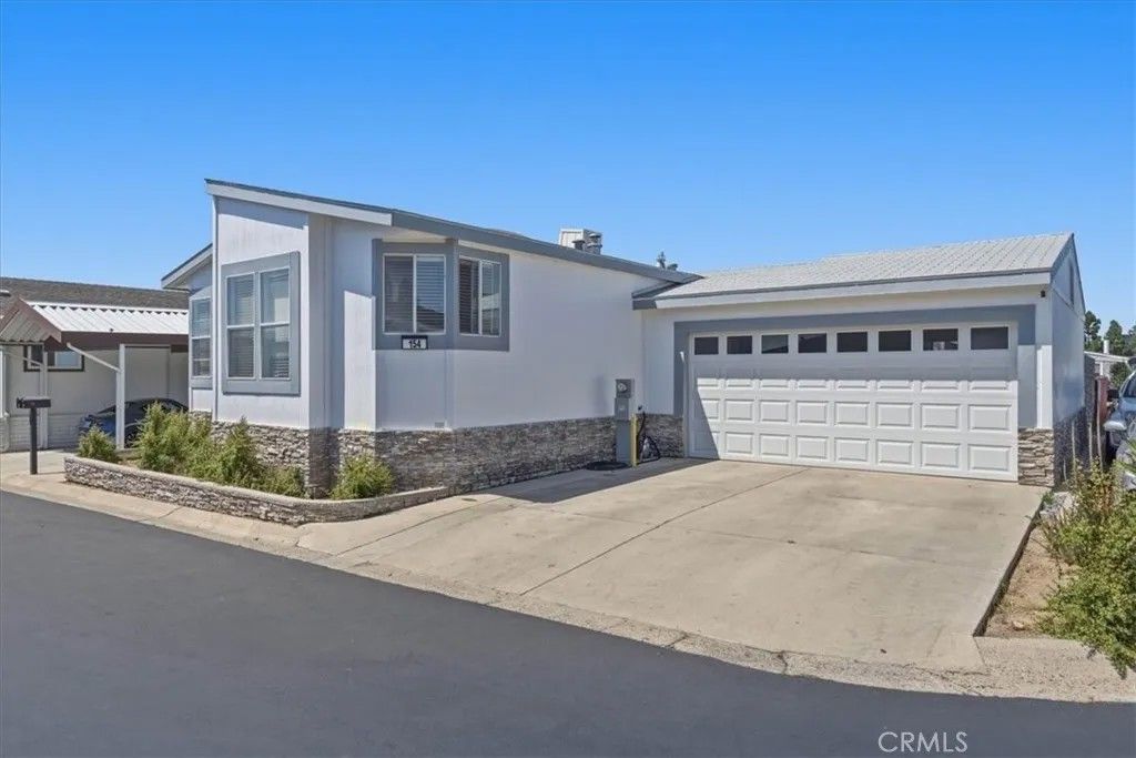 Photo of 23301 Ridge Route #154, Laguna Hills, CA 92653 (MLS # CV26084317)