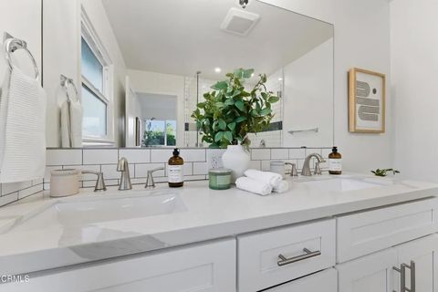 Tiny photo for 22718 Cantlay Street, West Hills, CA 91307 (MLS # P1-26261)