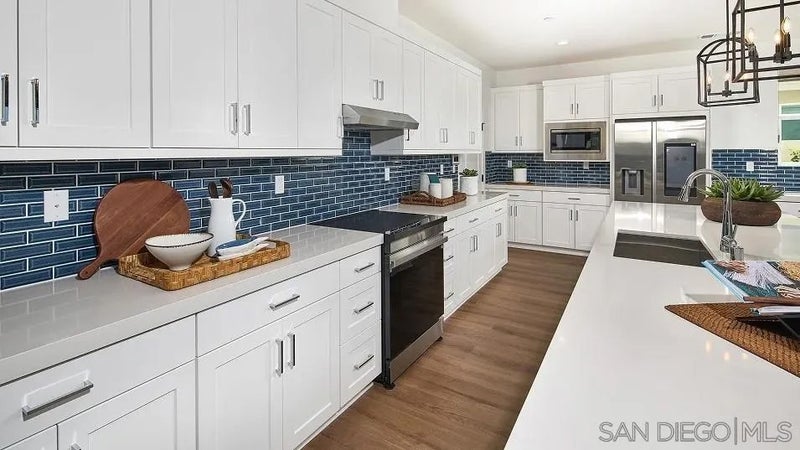 133 Mellano Way