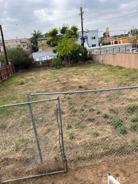 317 N MATHEWS Street