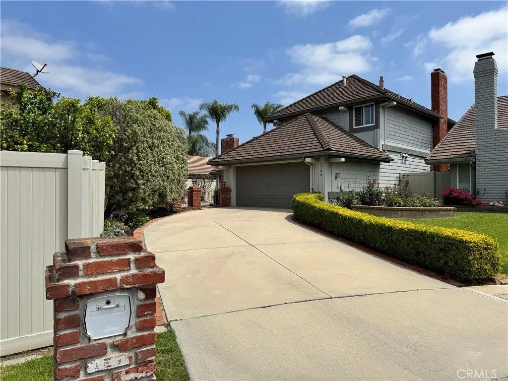 Photo of 1104 Dennis Drive, Costa Mesa, CA 92626 (MLS # OC26095789)