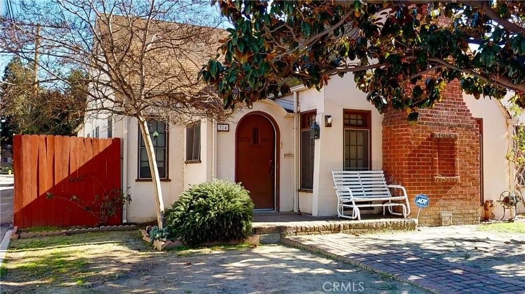 Photo of 314 S Ohio St, Anaheim, CA 92805 (MLS # PW26063905)