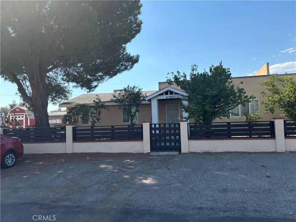 Photo of 4196 N 3rd Avenue, San Bernardino, CA 92407 (MLS # MB26022187)