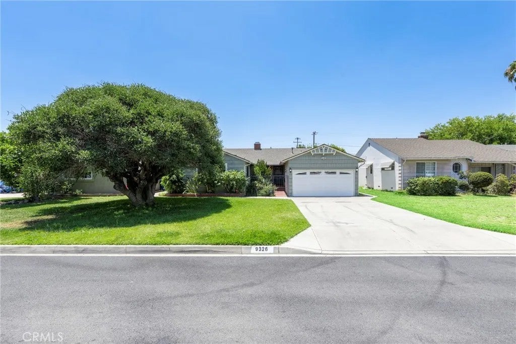 9326 Farm