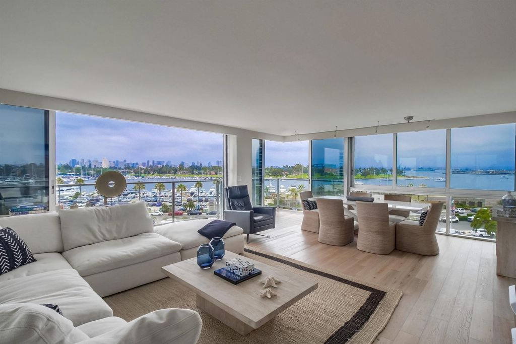 Photo of 1750 Avenida Del Mundo #402, Coronado, CA 92118 (MLS # 250033972)