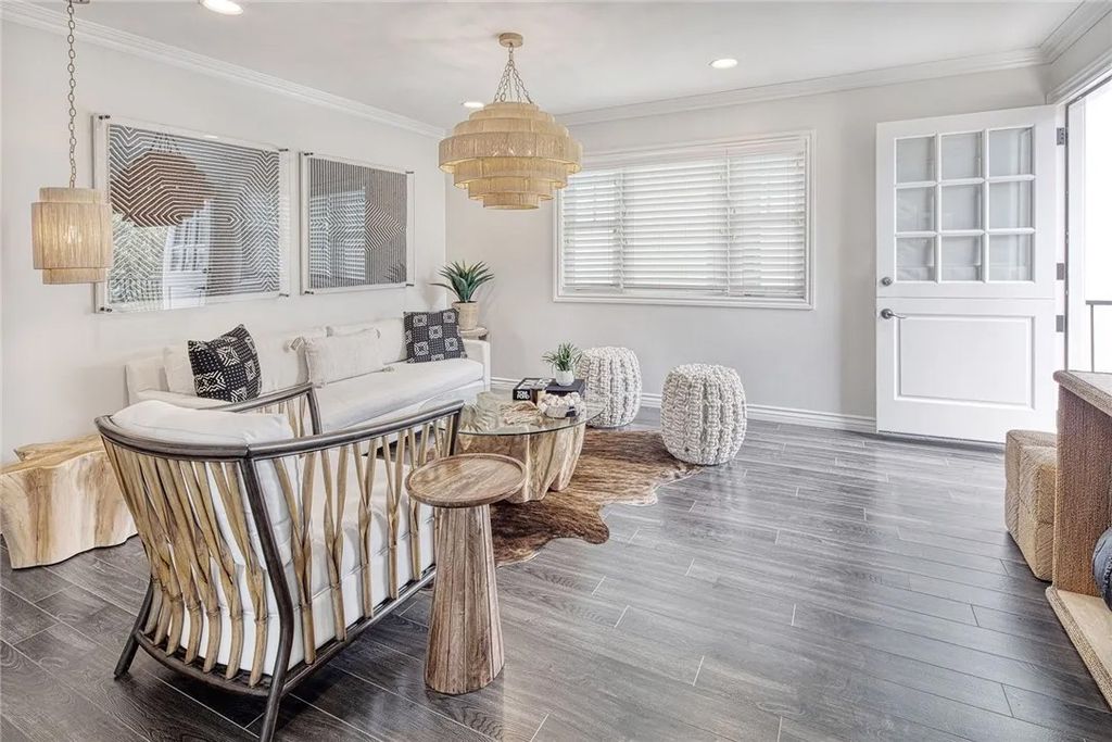 Photo of 705 Larkspur Avenue #B, Corona Del Mar, CA 92625 (MLS # OC26098559)