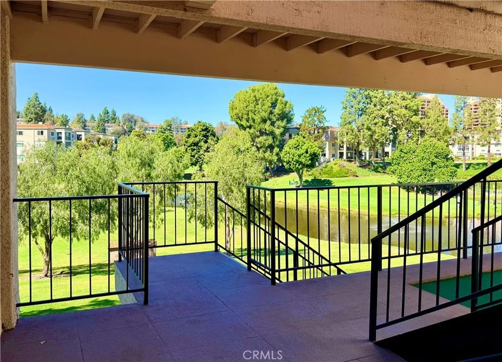 5519 Paseo Del Lago East 2H