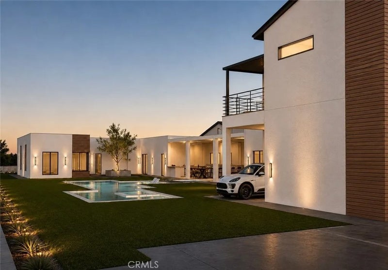 4059 Mira Mesa
