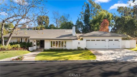 Photo of 30182 Silver Spur, San Juan Capistrano, CA 92675 (MLS # OC26045555)