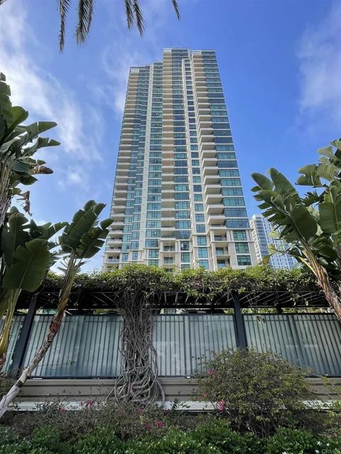 Tiny photo for 1199 Pacific Hwy #2501, San Diego, CA 92101 (MLS # NDP2508174)