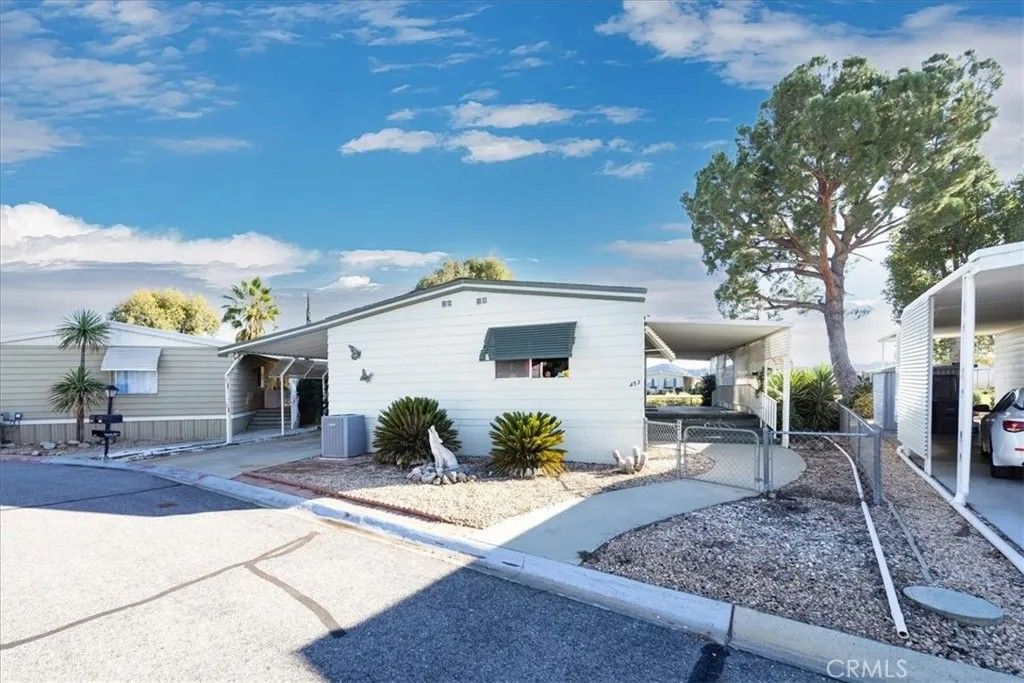 Photo of 5001 W Florida Ave #453, Hemet, CA 92545 (MLS # SW26007629)