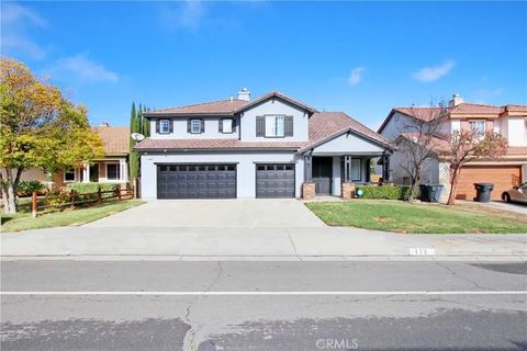 Photo of 172 Goldenrod Ave, Perris, CA 92570 (MLS # TR25281203)