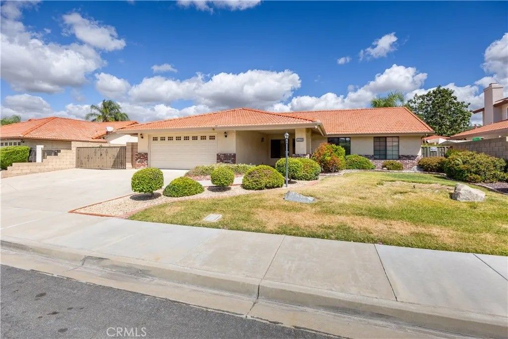 Photo of 4438 Wanda Cir, Hemet, CA 92544 (MLS # SW26077268)