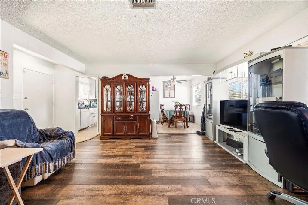 Photo of 1025 Dixie Dr, Hemet, CA 92543 (MLS # SW26064755)