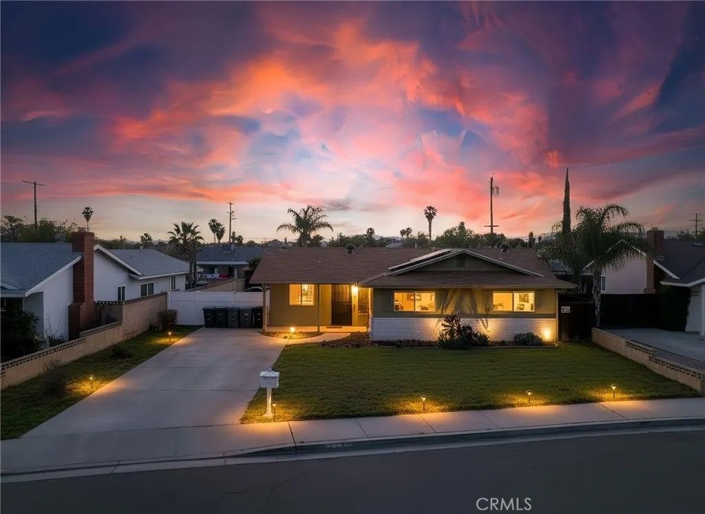 Photo of 1025 Dixie Dr, Hemet, CA 92543 (MLS # SW26064755)