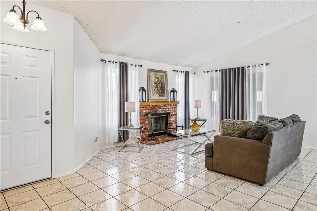 14349 Chesebro Court