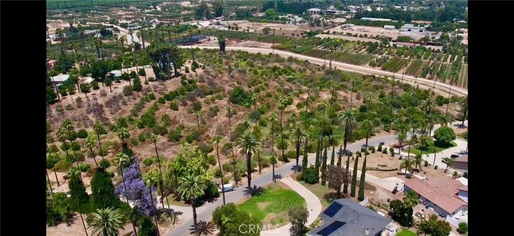 Photo of 0 Gratton, Riverside, CA 92504 (MLS # IV26029102)