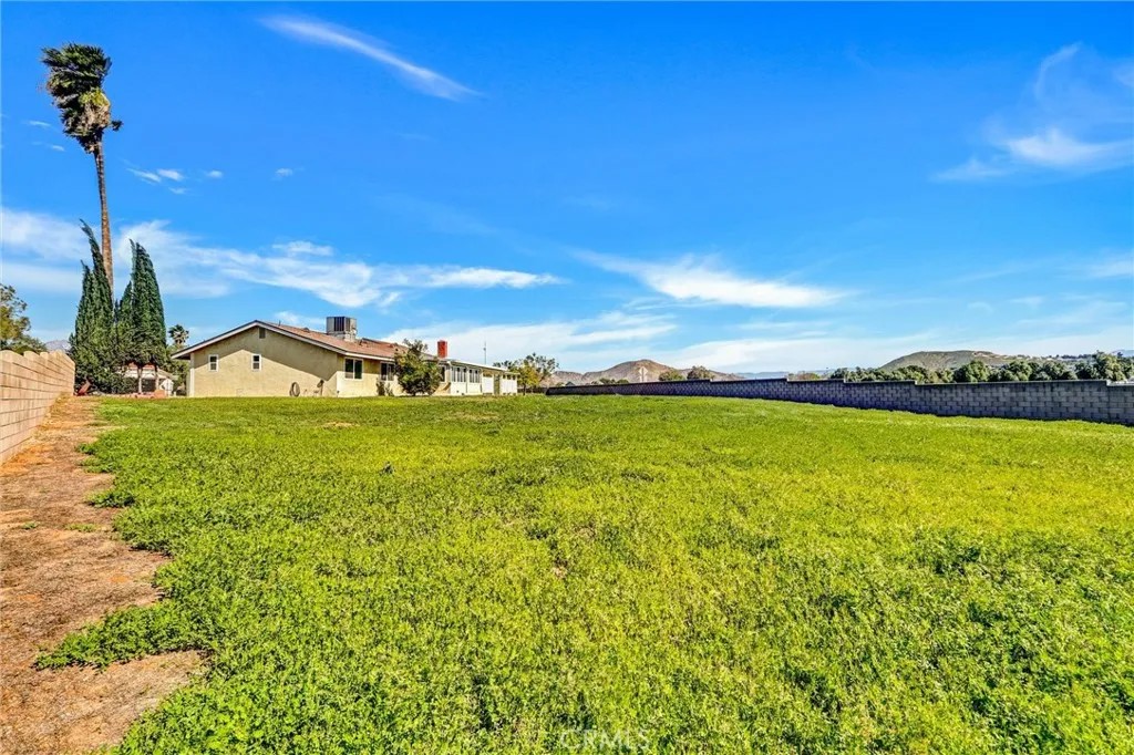 9210 TRAILHEAD