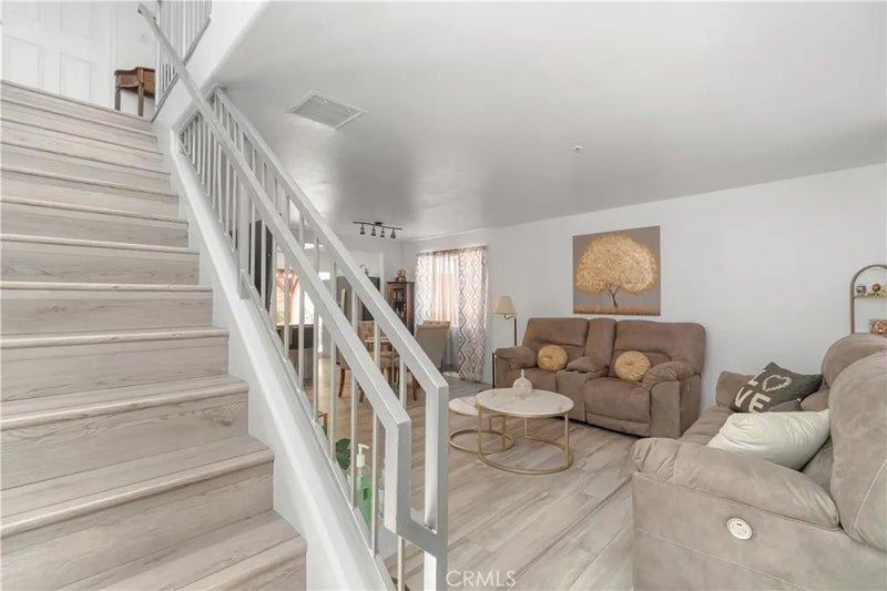 12120 Terra Bella