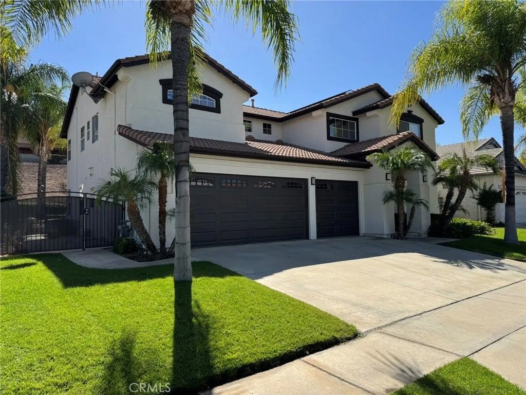 Photo of 664 Rembrandt, Corona, CA 92882 (MLS # SW25251294)