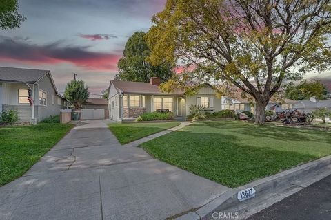 Photo of 13627 De Alcala, La Mirada, CA 90638 (MLS # AR26061028)