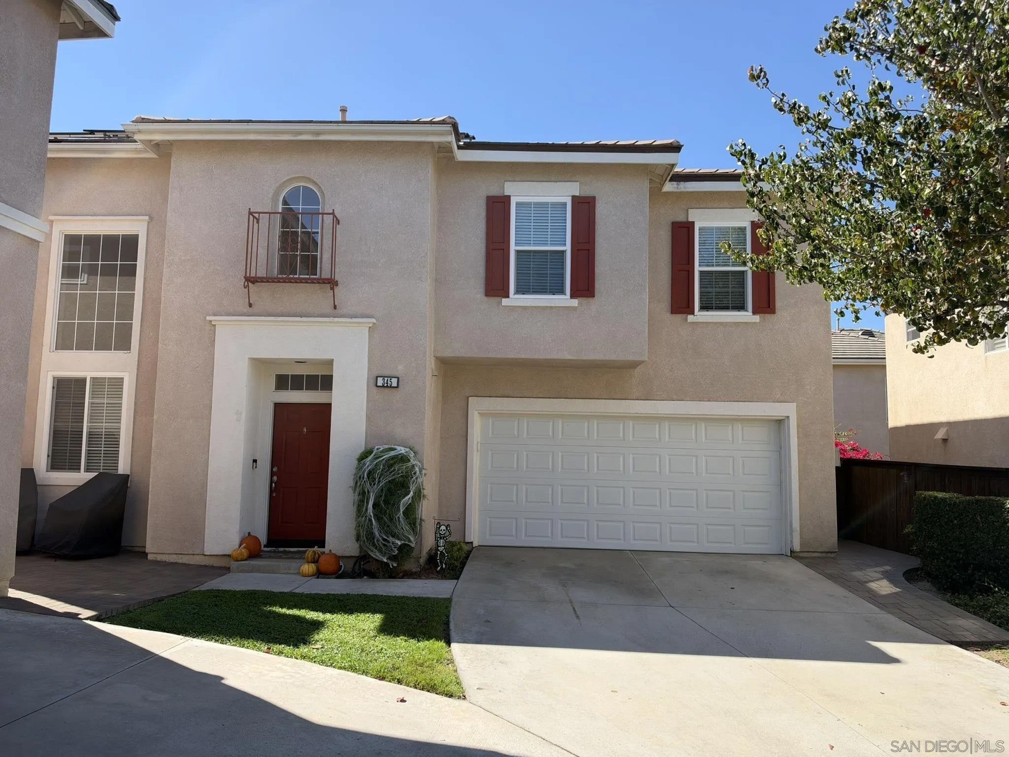 345 Venetia Way