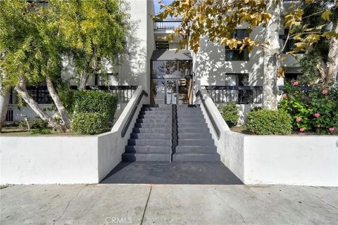 15335 Magnolia 216 Sherman Oaks CA 91403