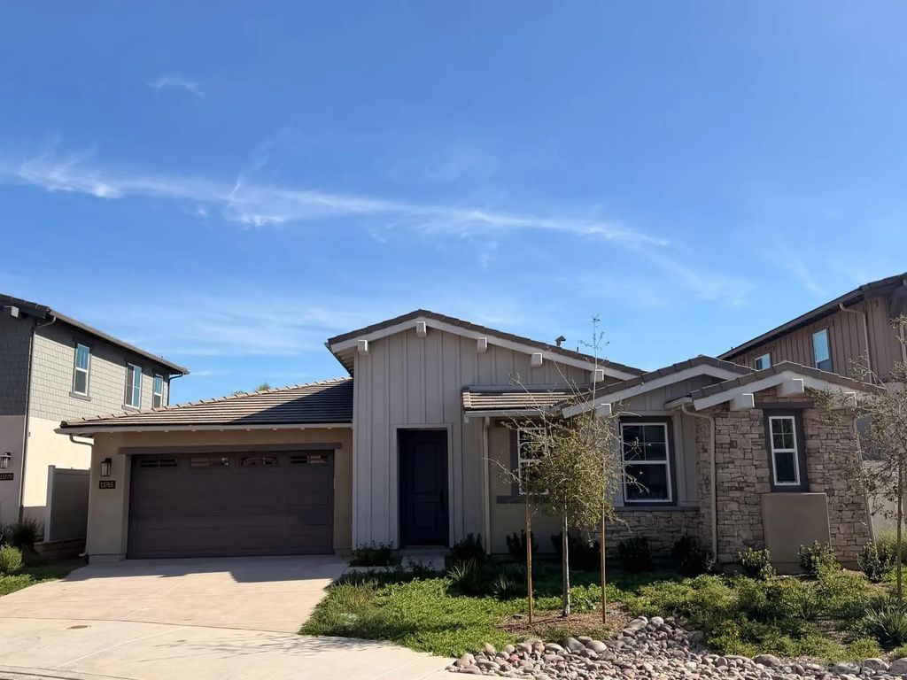 Photo of 13765 Holly Oak Way, Poway, CA 92064 (MLS # 260004216)