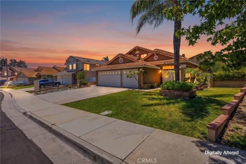 Photo of 10045 Rock Hl, Moreno Valley, CA 92557 (MLS # HD26151863)