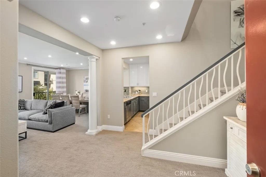 Photo of 3372 Watermarke Place, Irvine, CA 92612 (MLS # AR26185311)