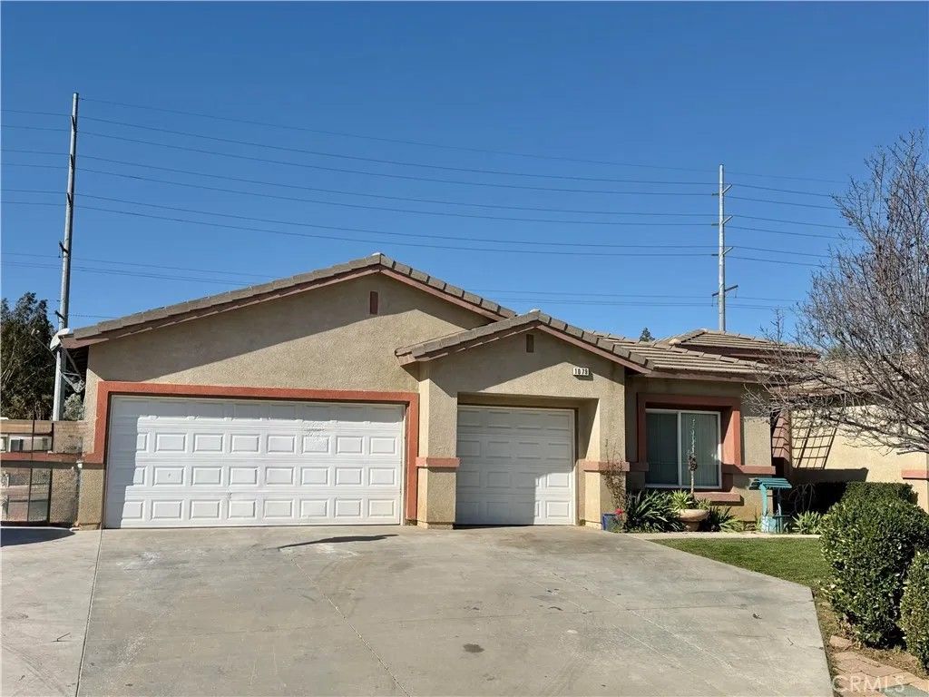 Photo of 1079 Lyons Court, Banning, CA 92220 (MLS # CV26039108)