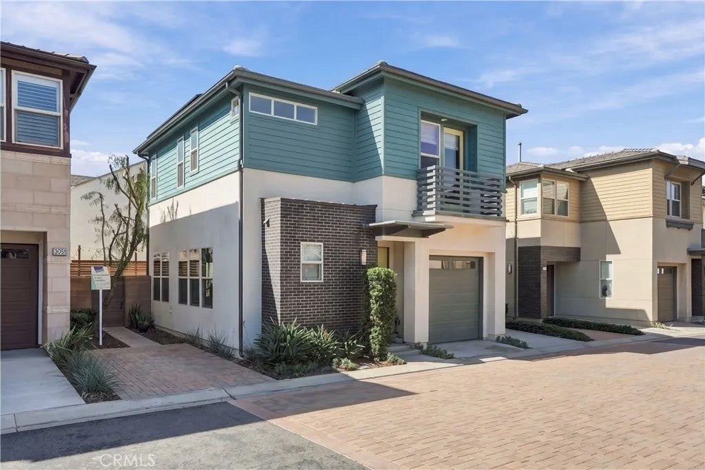 Photo of 3055 Paragon, Costa Mesa, CA 92626 (MLS # OC26228788)