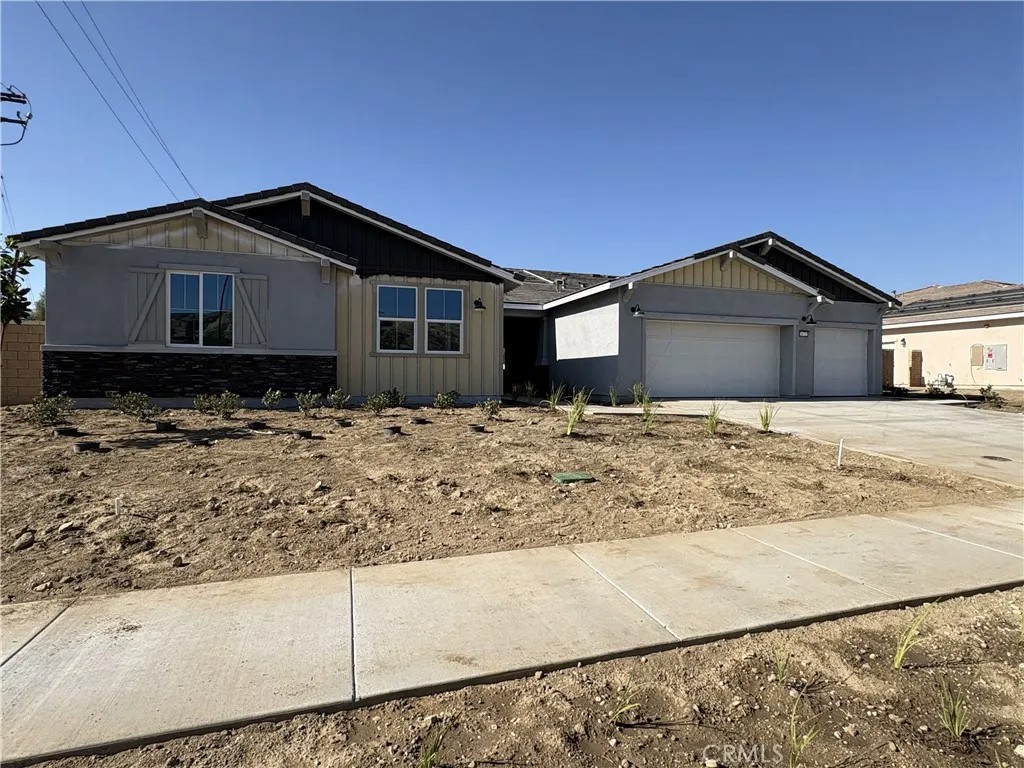 26722 Oasis Lane
