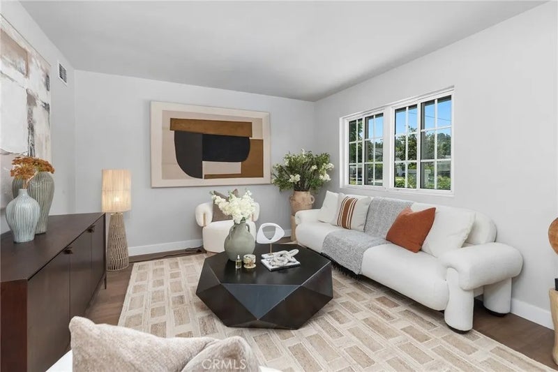 1601 Beechwood