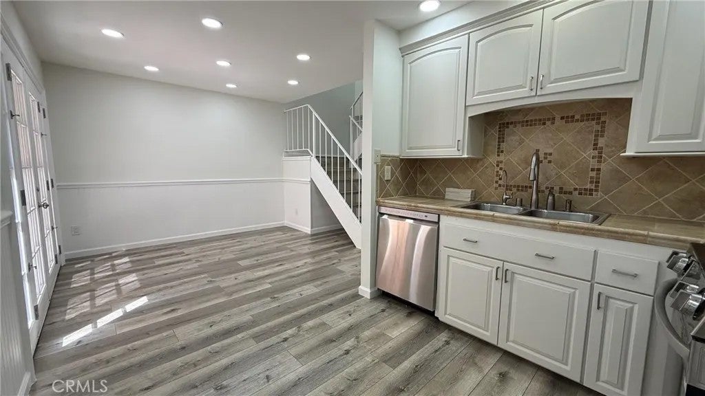 5572 Temple City