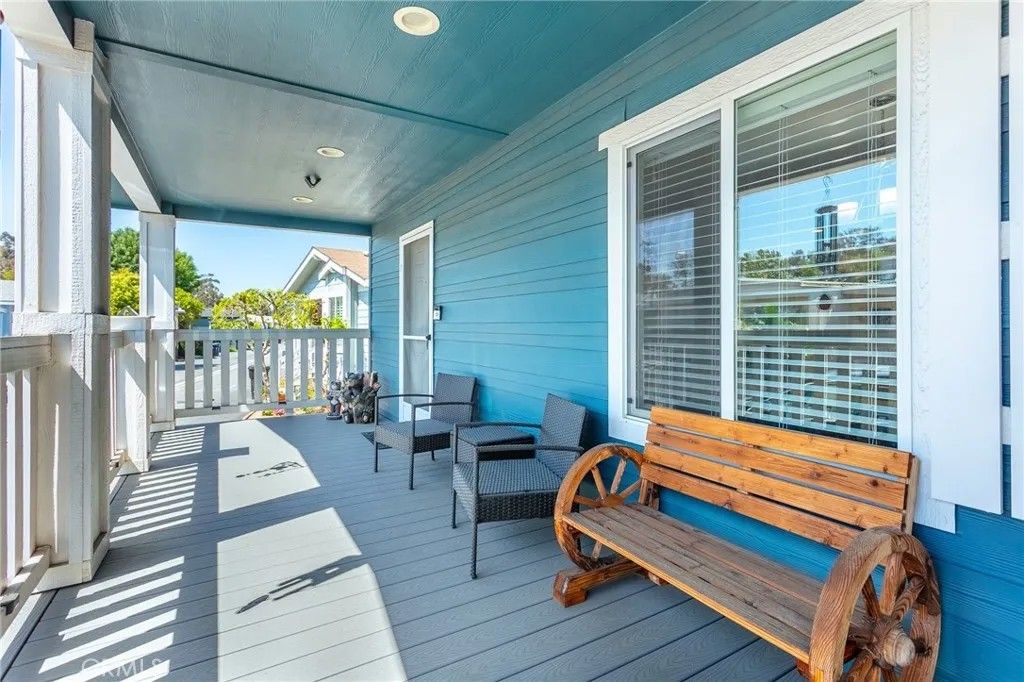 Photo of 18 Portola, San Fernando, CA 91345 (MLS # SR26000035)