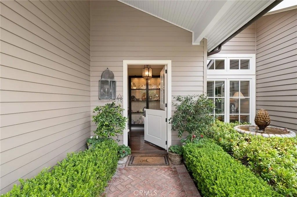 Photo of 1921 Yacht Colinia, Newport Beach, CA 92660 (MLS # NP26103110)
