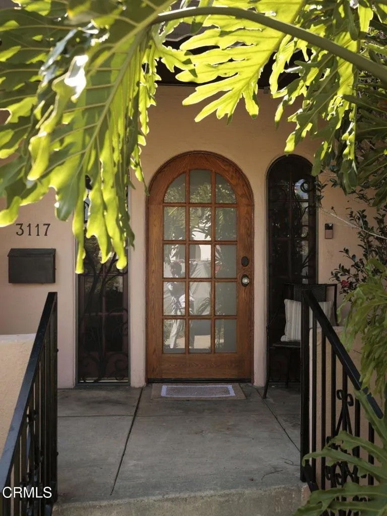 3117 Stanford Avenue