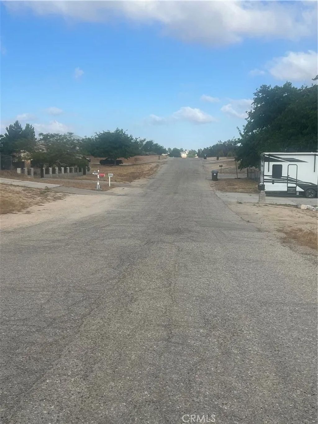 Photo of 16420 Teton, Victorville, CA 92395 (MLS # HD26091573)