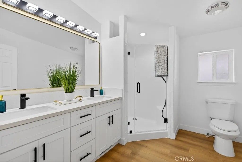 Photo of 927 Marcy Way, San Jacinto, CA 92582 (MLS # SW26021439)