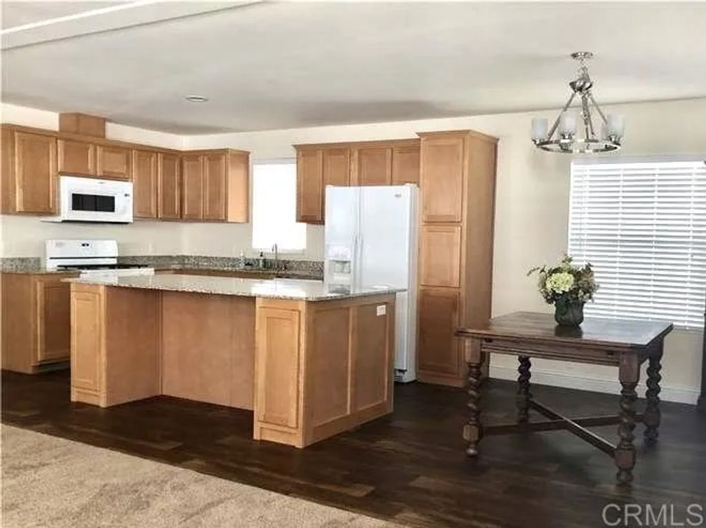 Photo of 21100 State St #spc 317, San Jacinto, CA 92583 (MLS # PTP2507014)