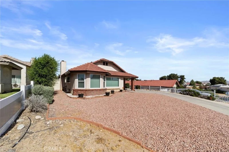13300 Tamarisk