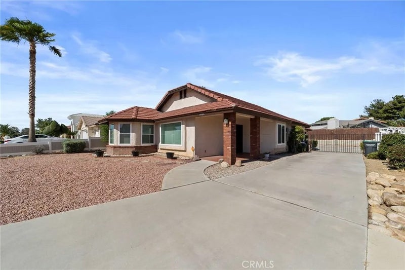 13300 Tamarisk