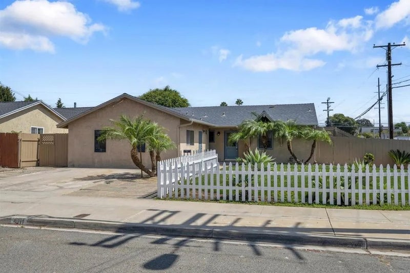4111 Mount Bross Avenue